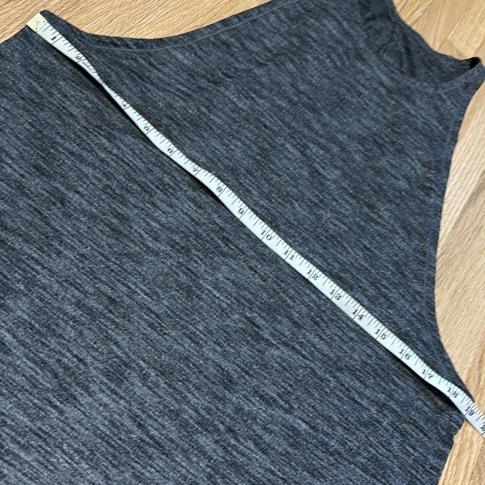Lululemon Sweat Date Heathered Grey Athletic Tank Top Shirt Running Fitness Gym - Picture 5 of 7
